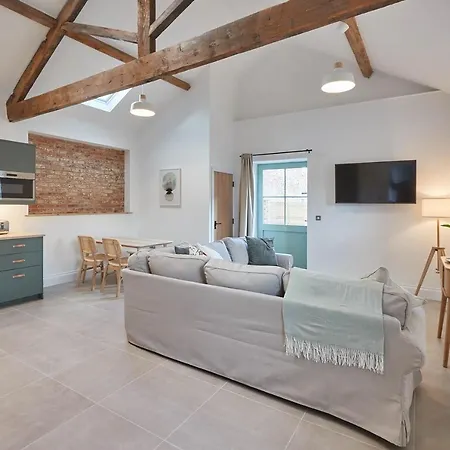 Host & Stay - Cottage Farm Holidays